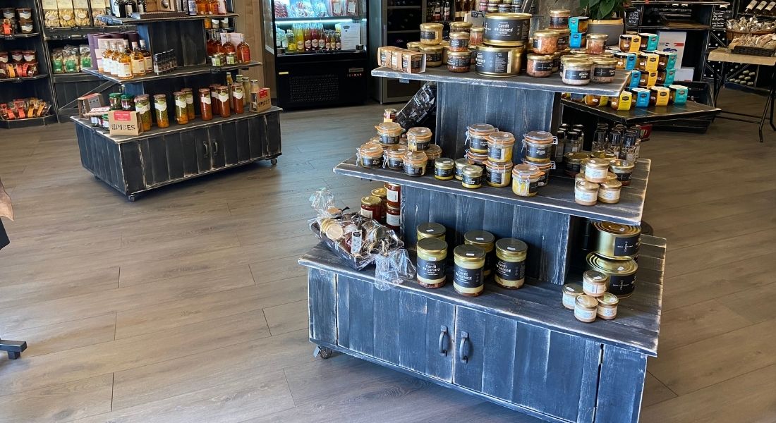 presentoirs epicerie fine indispensables